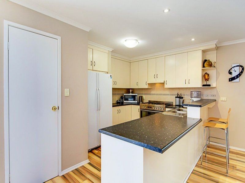 4 Edinburgh Crescent, Old Reynella SA 5161