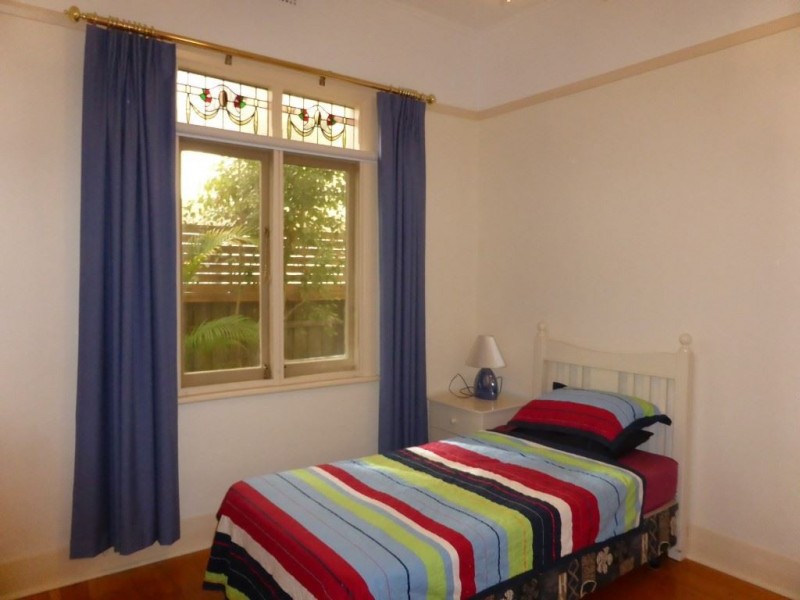 27 Price Avenue, Lower Mitcham SA 5062