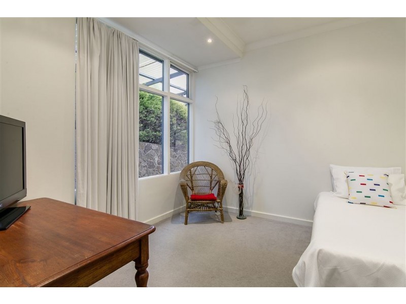 30 Tennyson Drive, Beaumont SA 5066