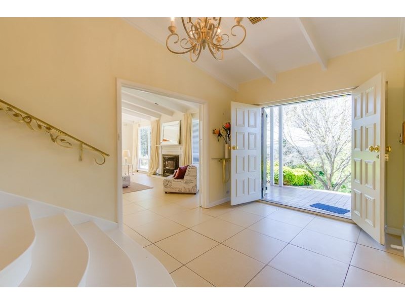 10 Bradshaw Avenue, Crafers SA 5152