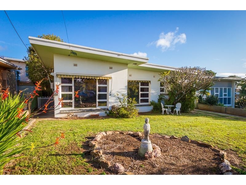 14 Windermere Avenue, Clapham SA 5062