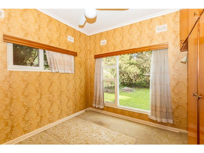 14 Windermere Avenue, Clapham SA 5062