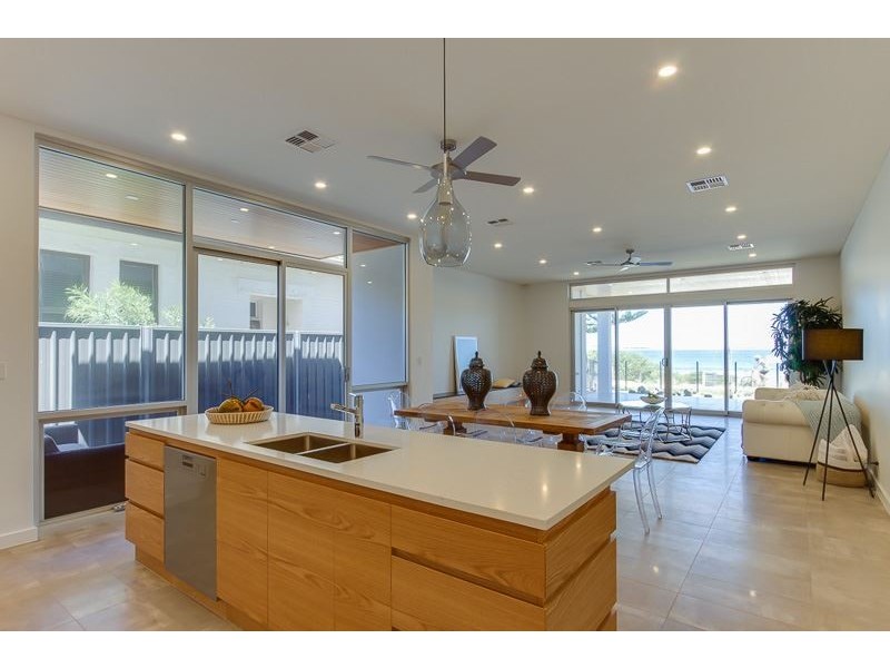 397 Esplanade, Henley Beach SA 5022