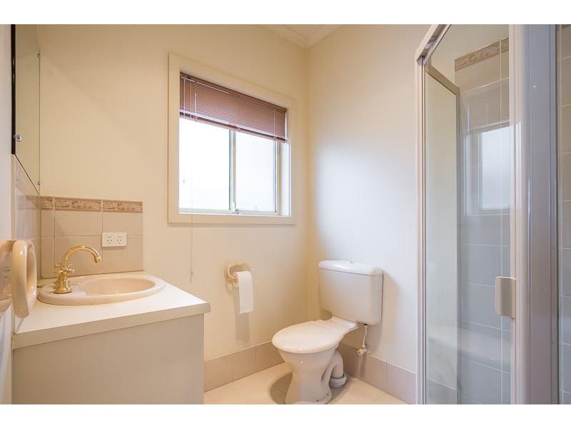 5 Honeyeater Crescent, Flagstaff Hill SA 5159