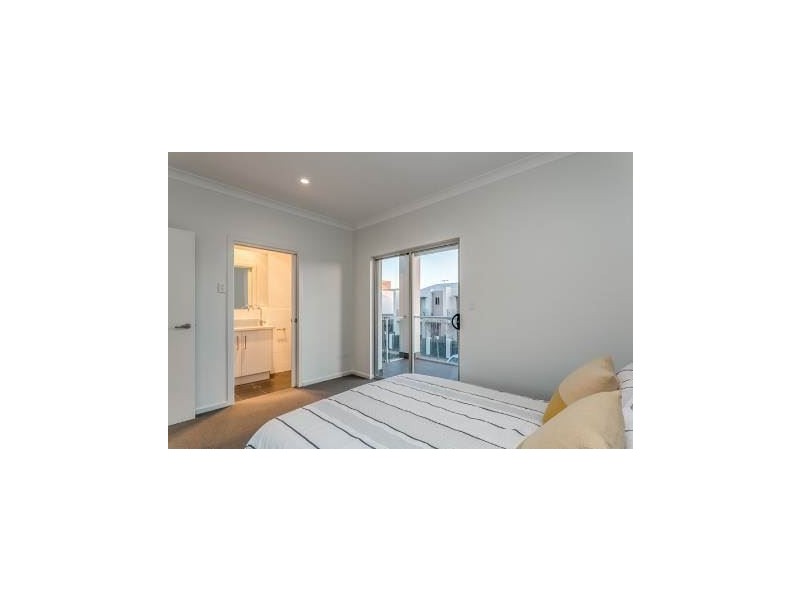 10 Mann Drive, Brompton SA 5007