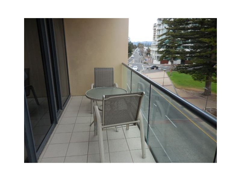 26/1 Chappell Dve, Glenelg SA 5045