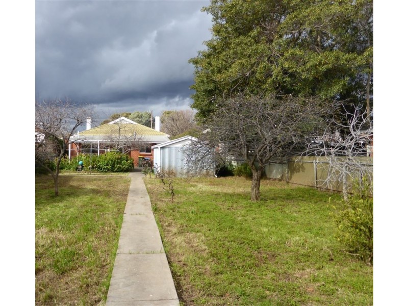 28 Eaton Street, Cumberland Park SA 5041