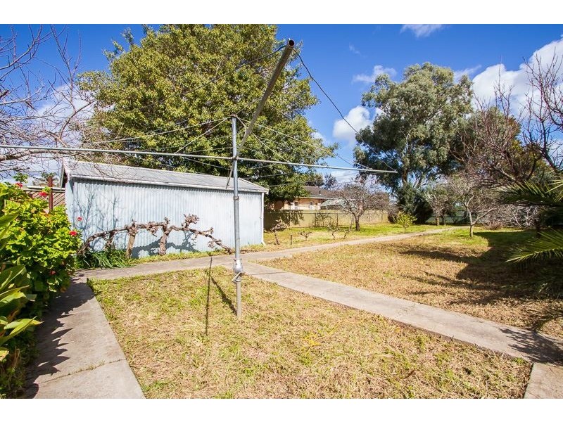 28 Eaton Street, Cumberland Park SA 5041