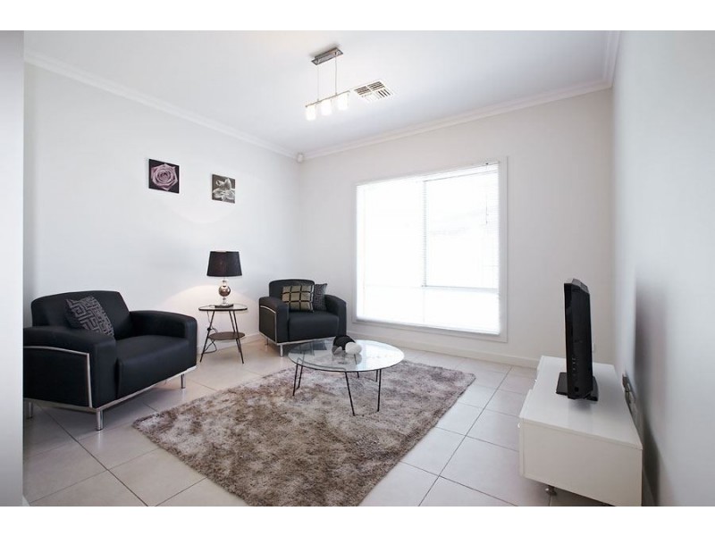 46 Macmillan Ave, Mawson Lakes SA 5095