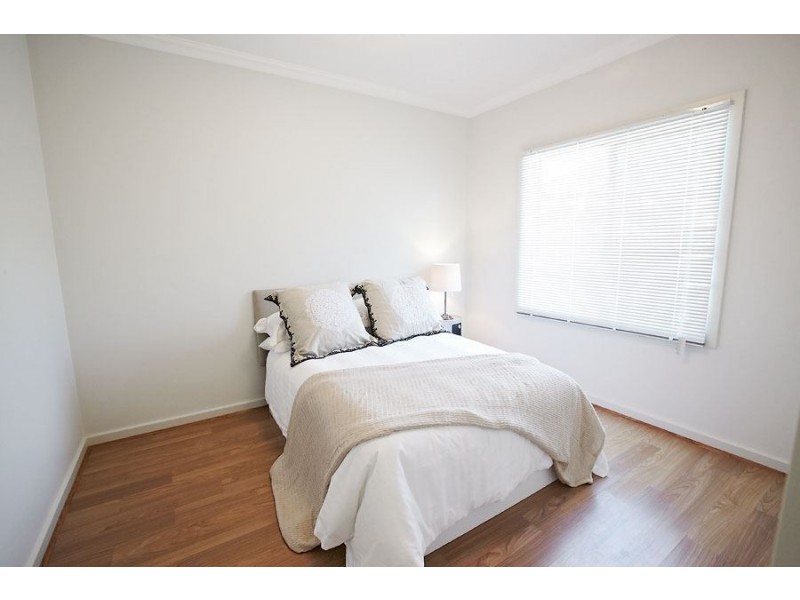 46 Macmillan Ave, Mawson Lakes SA 5095