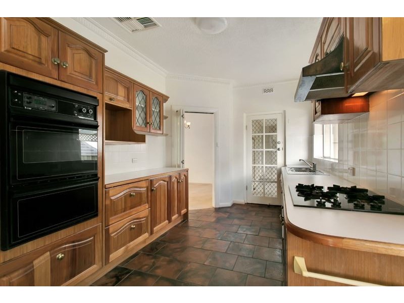 14 Tennant Street, Torrens Park SA 5062