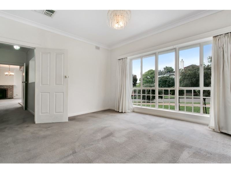 14 Tennant Street, Torrens Park SA 5062