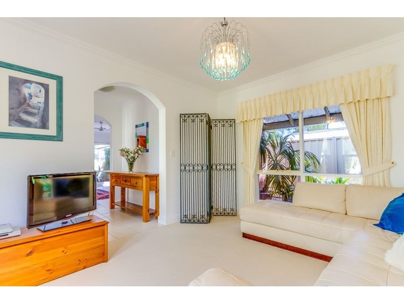 House 3/Number 1 Kinross Avenue, Lower Mitcham SA 5062