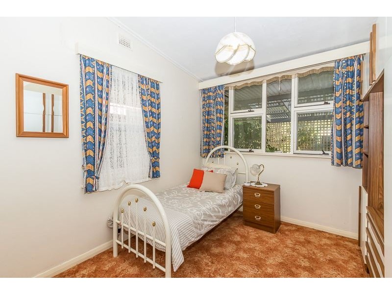 18 Cumberland Avenue, Cumberland Park SA 5041