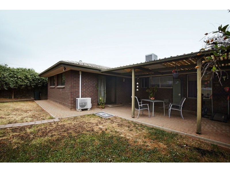 23 Dansie Crescent, Brahma Lodge SA 5109