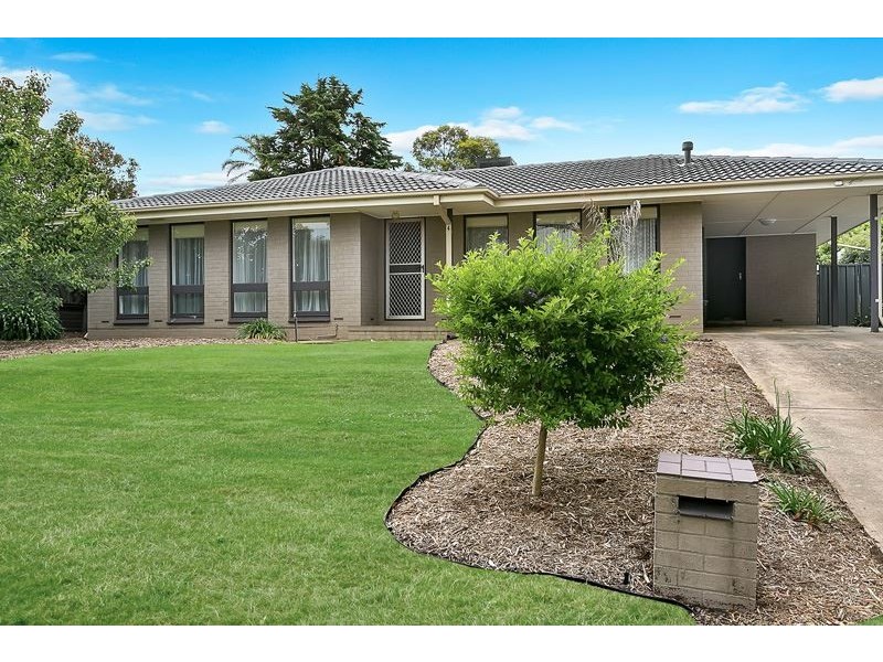 4 Kelly Avenue, O’halloran Hill SA 5158