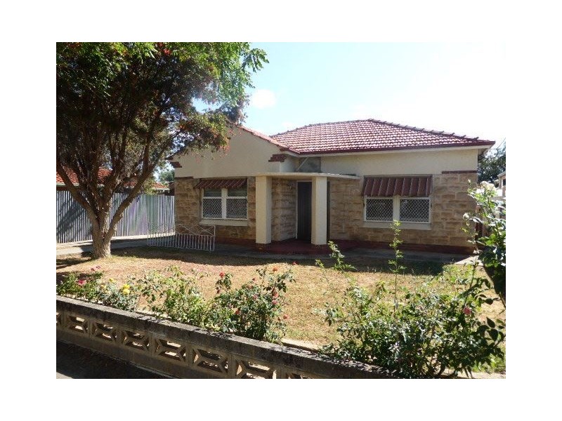 18 Eaton Street, Cumberland Park SA 5041