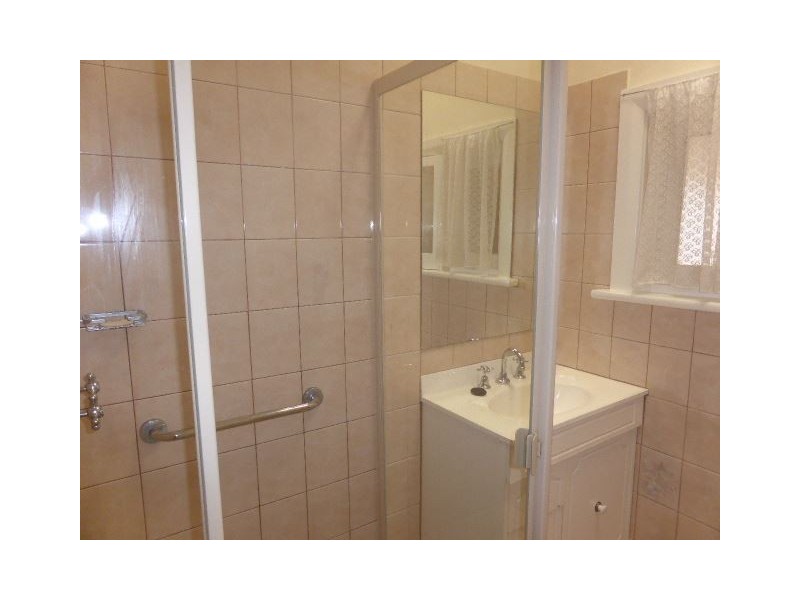 18 Eaton Street, Cumberland Park SA 5041