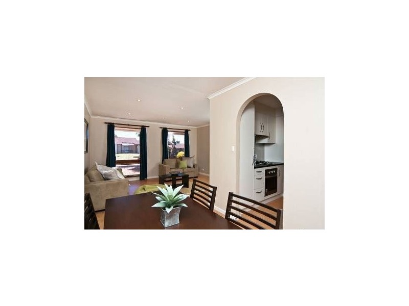 67 Southbound Avenue, Aberfoyle Park SA 5159