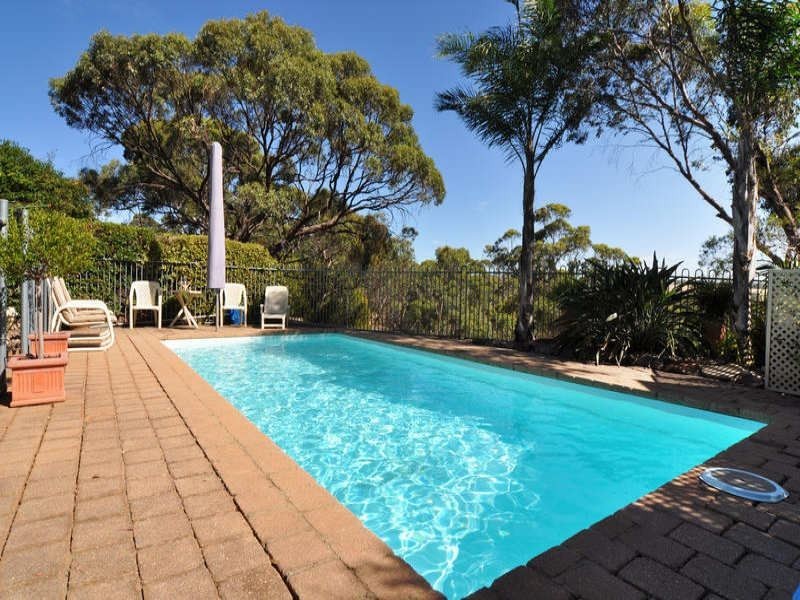 25 York Drive, Flagstaff Hill SA 5159