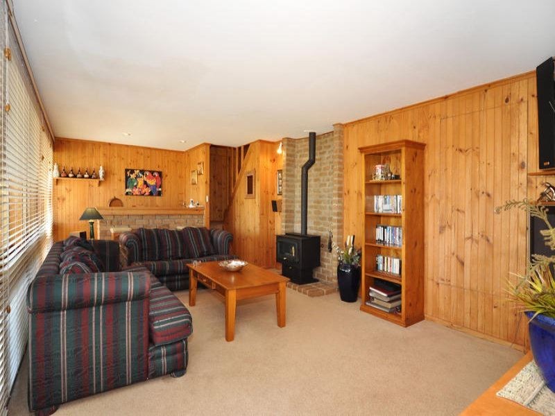 25 York Drive, Flagstaff Hill SA 5159