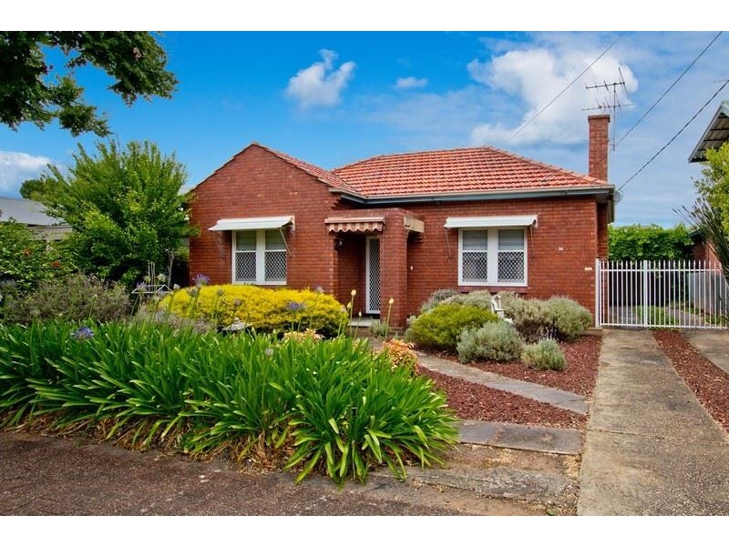 14 Dinwoodie Avenue, Clarence Gardens SA 5039