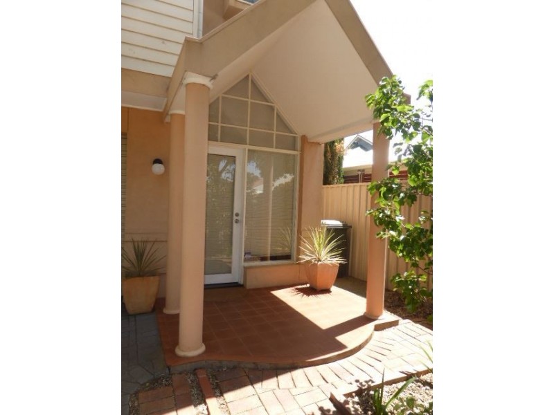 11 Doughty St, Brompton SA 5007