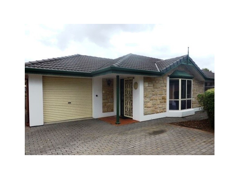 2D Gosse Avenue, Glenelg North SA 5045