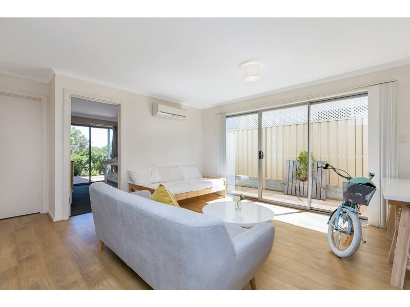 4 Lichen Walk, Aldinga Beach SA 5173