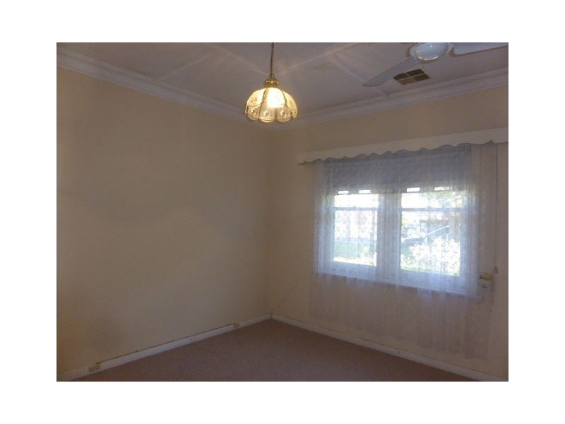 14 Dinwoodie Avenue, Clarence Gardens SA 5039