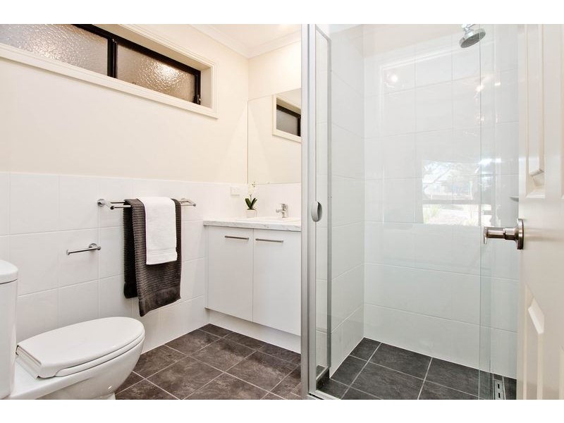 14 Carolan Crescent, Valley View SA 5093