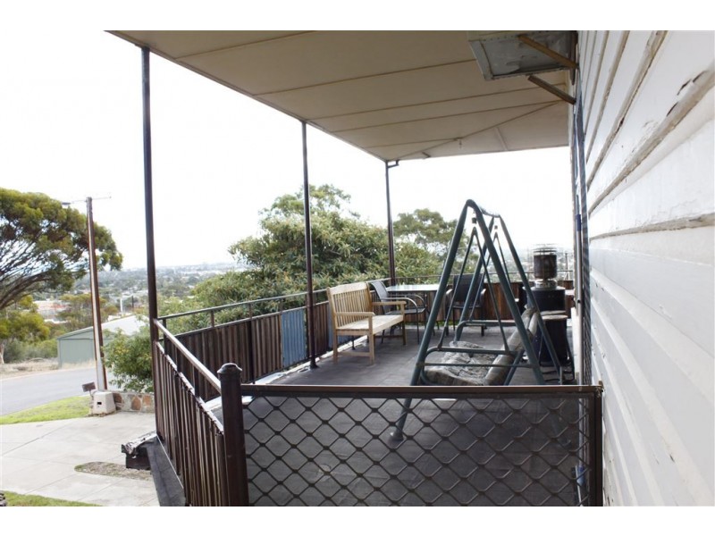 23 Hyland Avenue, Darlington SA 5047