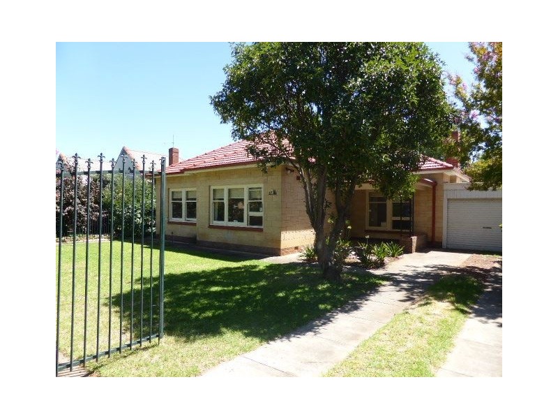 47 Narinna Avenue, Cumberland Park SA 5041