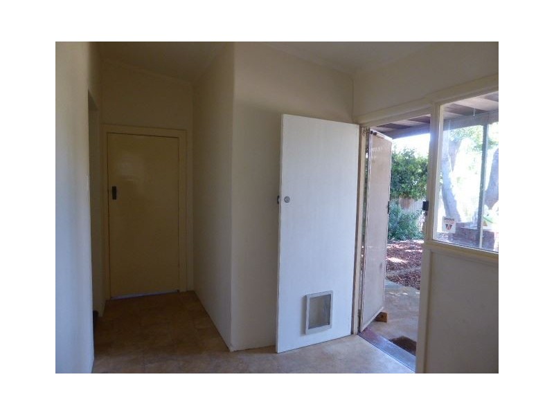 47 Narinna Avenue, Cumberland Park SA 5041