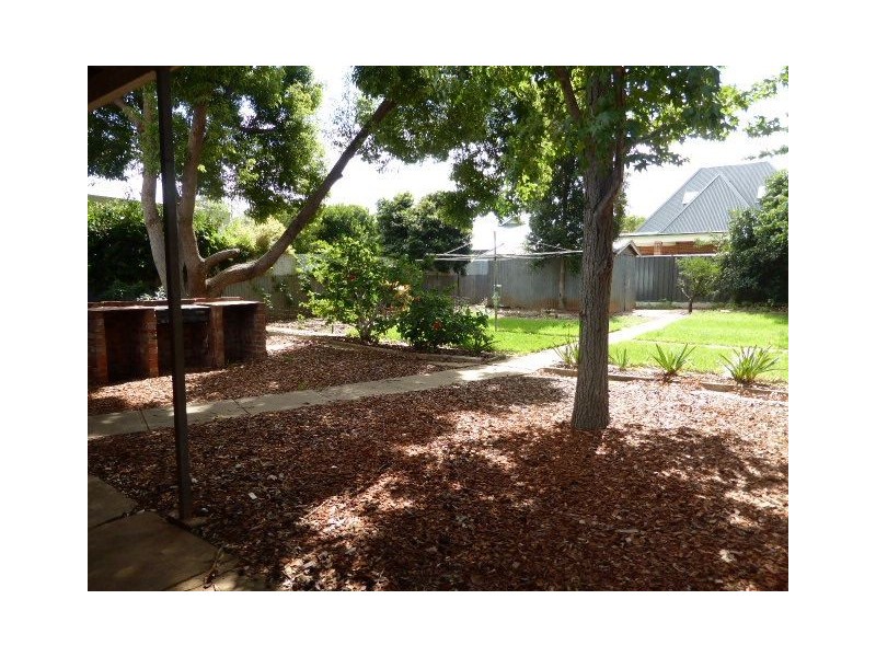 47 Narinna Avenue, Cumberland Park SA 5041
