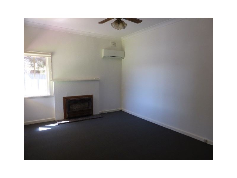 1 Dudley Avenue, Daw Park SA 5041