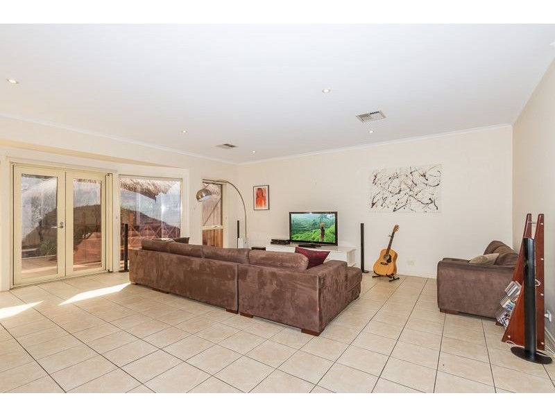 44a Avenue Road, Cumberland Park SA 5041