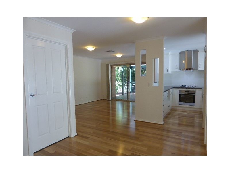 16 Hill Avenue, Cumberland Park SA 5041