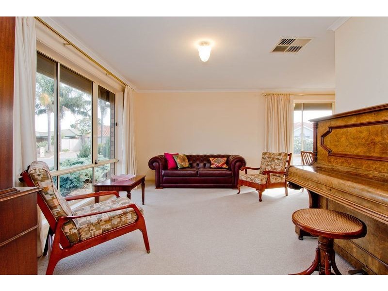 29 Burgundy Way, Glengowrie SA 5044