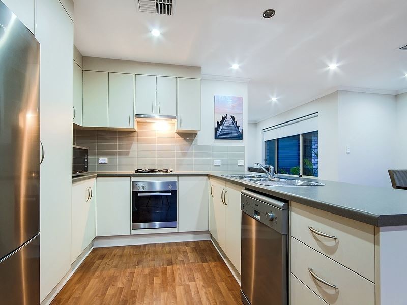 19 Whistlers Avenue, Aldinga Beach SA 5173