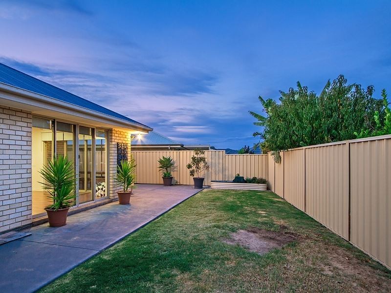 19 Whistlers Avenue, Aldinga Beach SA 5173