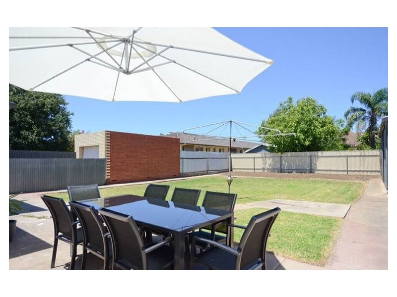 13 Morris Street, Cumberland Park SA 5041