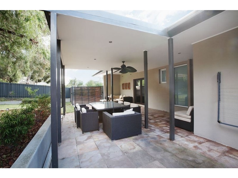 28 Columbia Avenue, Clapham SA 5062