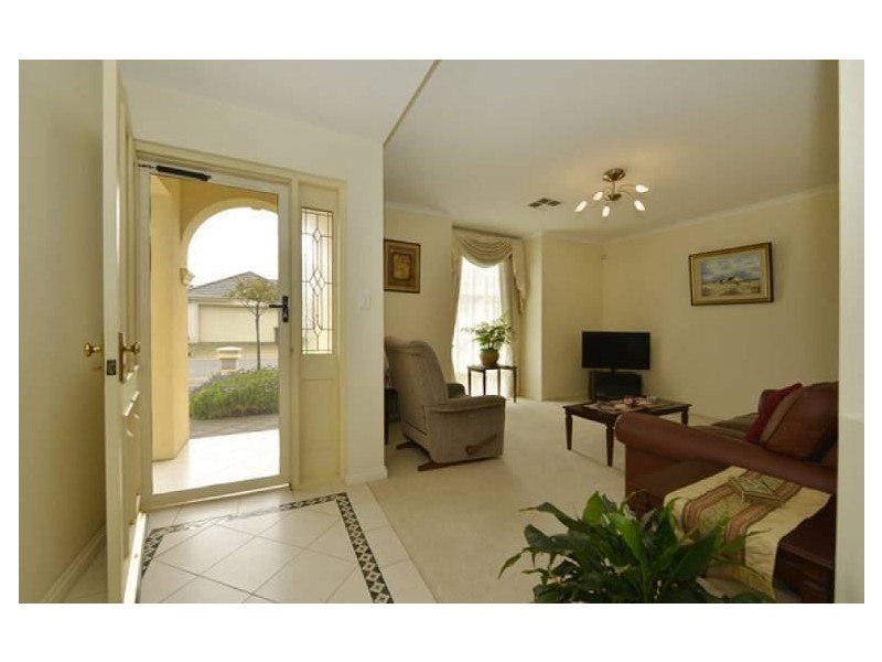 5 Kaye Street, Fulham Gardens SA 5024