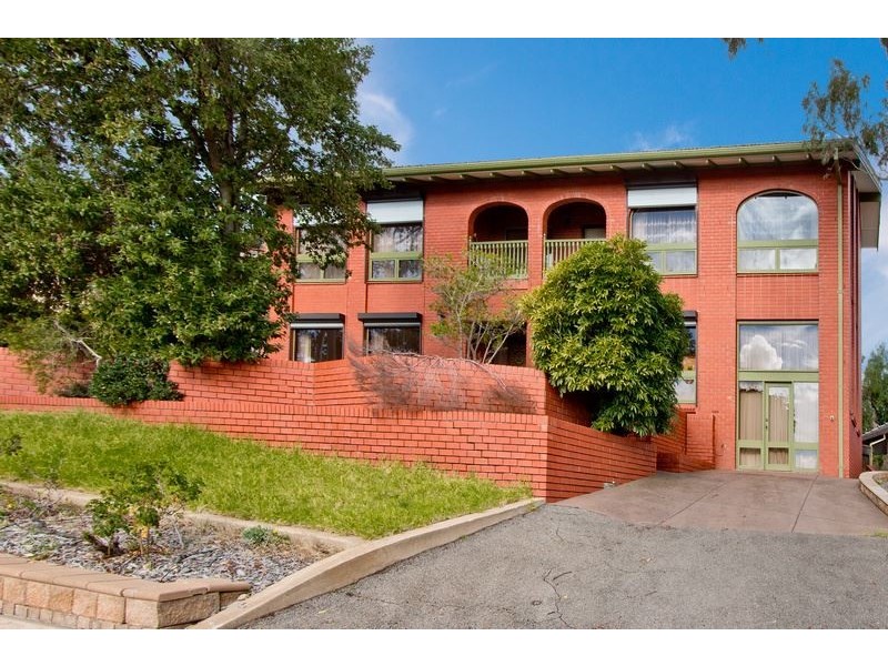 8 Kinnane Crescent, Pasadena SA 5042