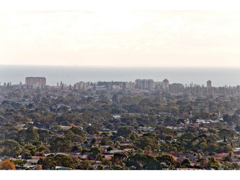 8 Kinnane Crescent, Pasadena SA 5042