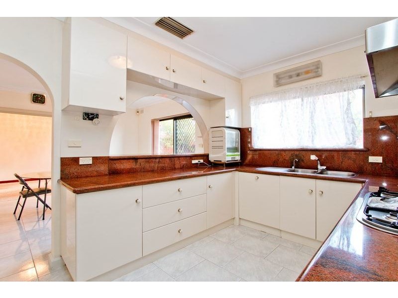 8 Kinnane Crescent, Pasadena SA 5042