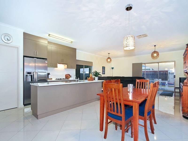 8a Bathurst Avenue, Moana SA 5169