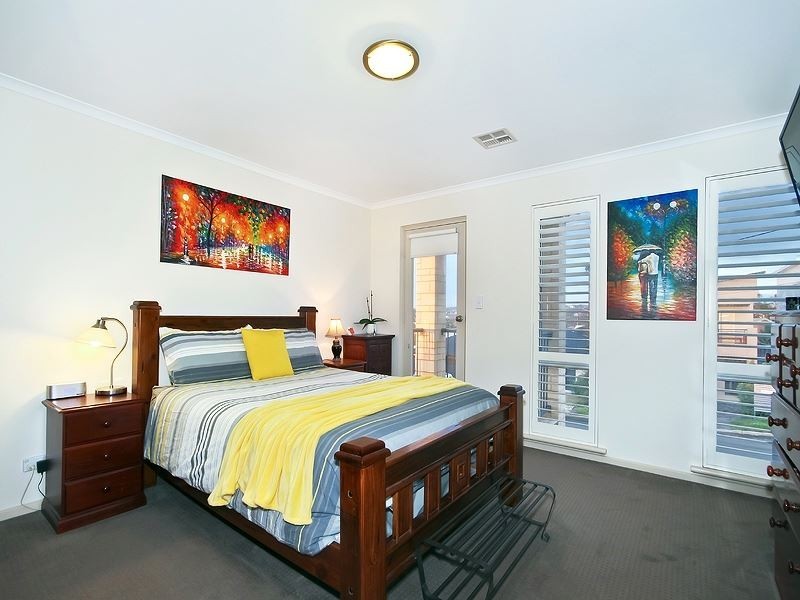 8a Bathurst Avenue, Moana SA 5169