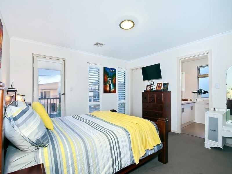 8a Bathurst Avenue, Moana SA 5169